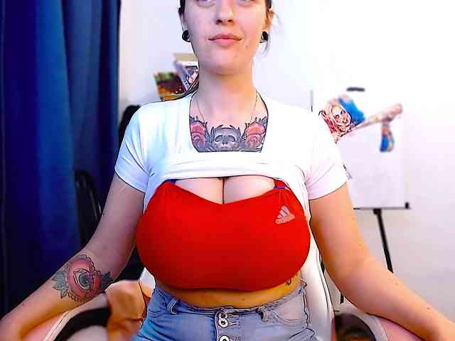 ann-mikele webcam
