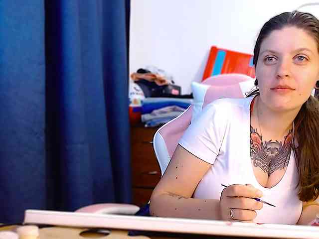ann-mikele webcam