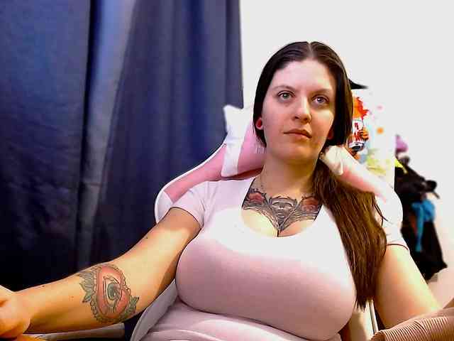 striptease webcam Ann-mikele