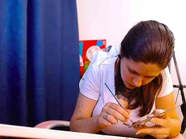 ann-mikele webcam