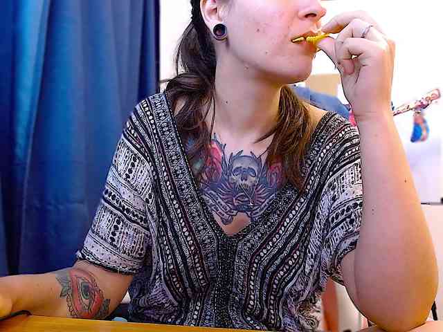 ann-mikele Live Webcam on BongaCams