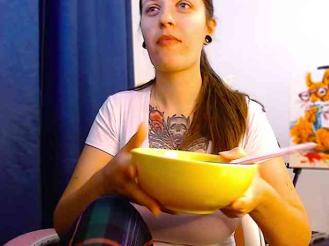 ann-mikele webcam