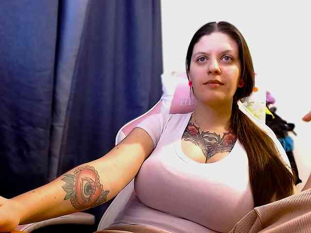 striptease webcam Ann-mikele