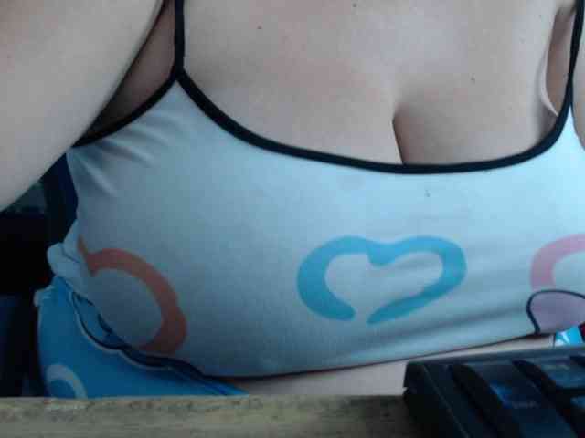 amberth-dirty webcam
