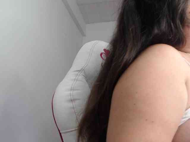 amberth-dirty webcam