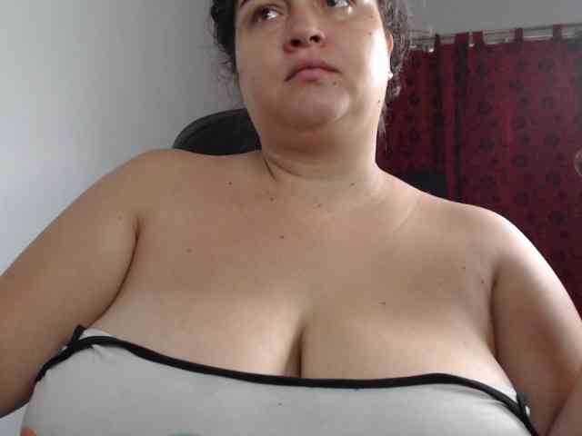 amberth-dirty webcam