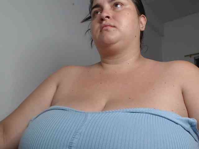 amberth-dirty webcam