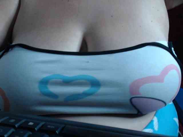 amberth-dirty webcam
