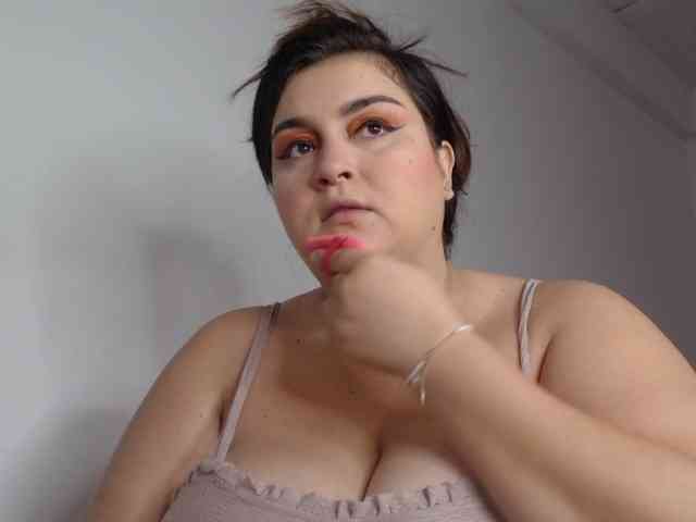 amberth-dirty webcam