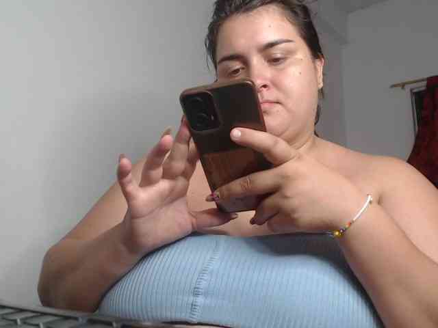 amberth-dirty webcam