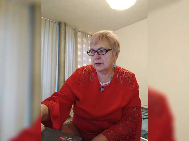 SweetCherry00's BongaCams show and profile