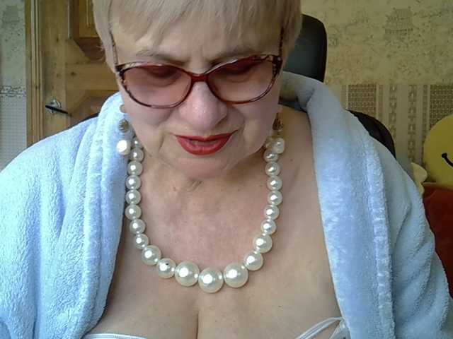 SweetCherry00's BongaCams show and profile