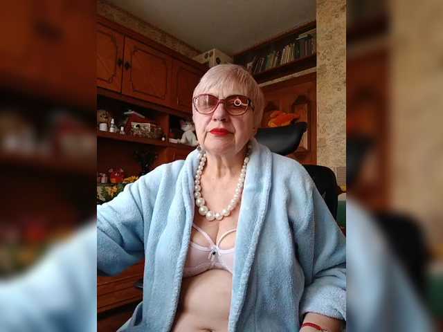 SweetCherry00's BongaCams show and profile