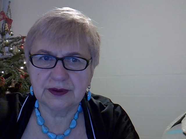 SweetCherry00's BongaCams show and profile