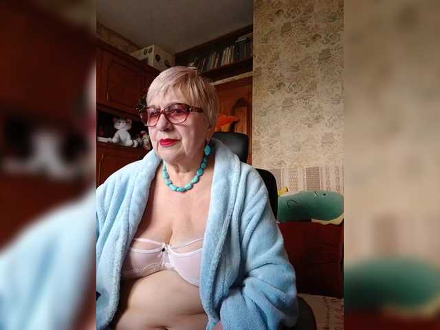 SweetCherry00's BongaCams show and profile