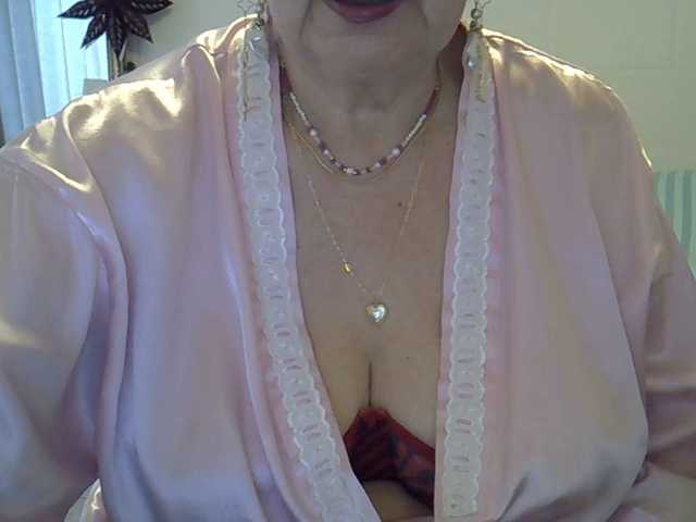 SweetCherry00's BongaCams show and profile