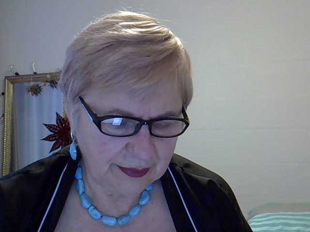 SweetCherry00's BongaCams show and profile