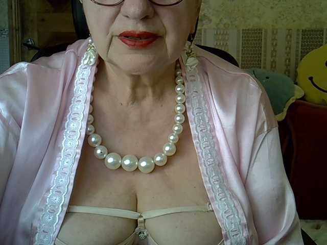 SweetCherry00's BongaCams show and profile