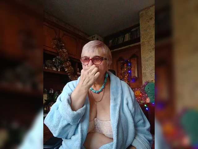 SweetCherry00's BongaCams show and profile