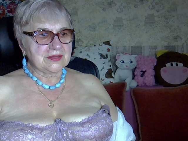 SweetCherry00's BongaCams show and profile