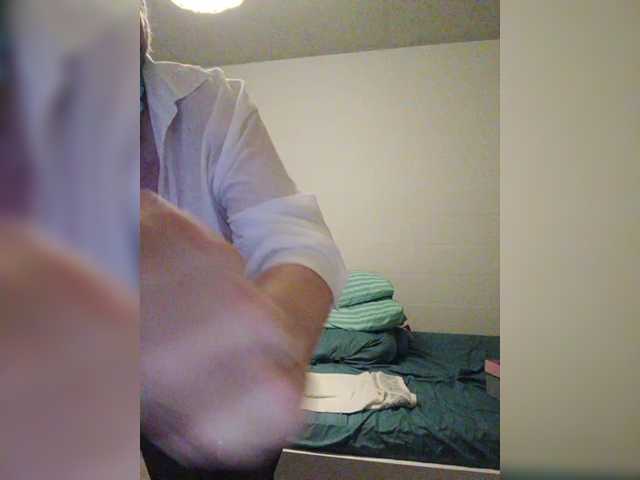 SweetCherry00's BongaCams show and profile