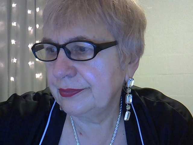 SweetCherry00's BongaCams show and profile