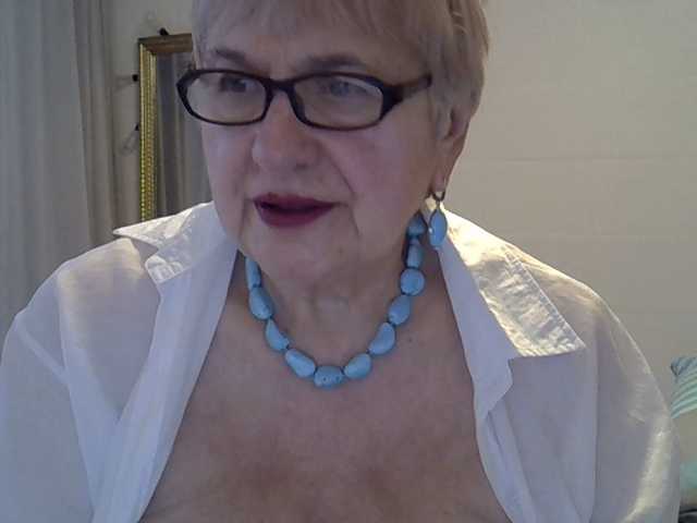 SweetCherry00 — no tip no wishes, 30 current I will show the figure, subscription 10, camera 50 chest100