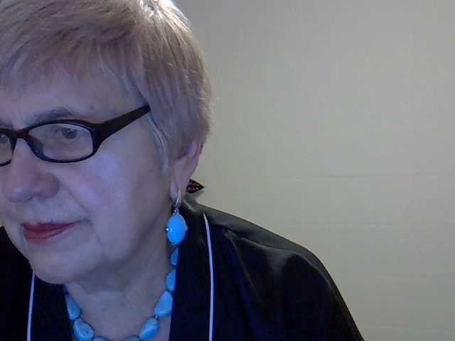 SweetCherry00's BongaCams show and profile