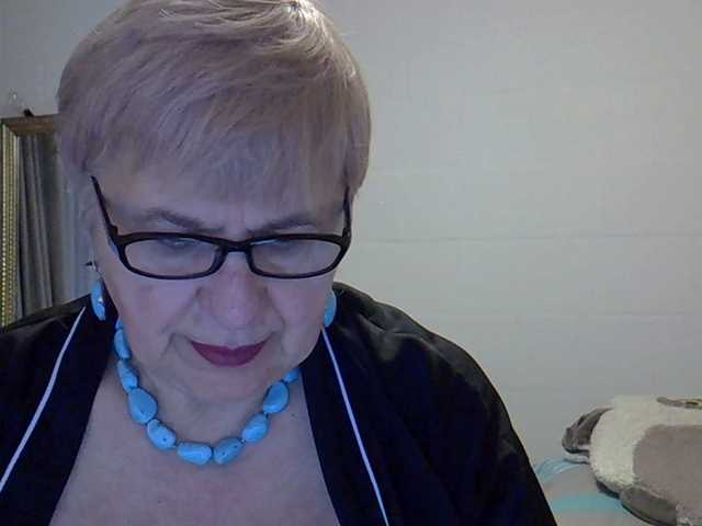 SweetCherry00's BongaCams show and profile