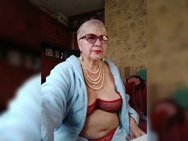 go to chat with SweetCherry00