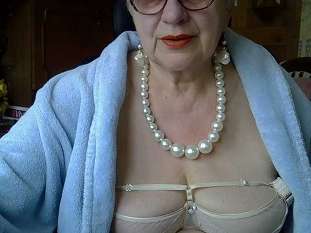 SweetCherry00's BongaCams show and profile