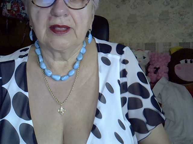 SweetCherry00's BongaCams show and profile