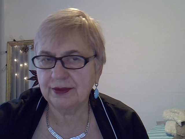 SweetCherry00's BongaCams show and profile