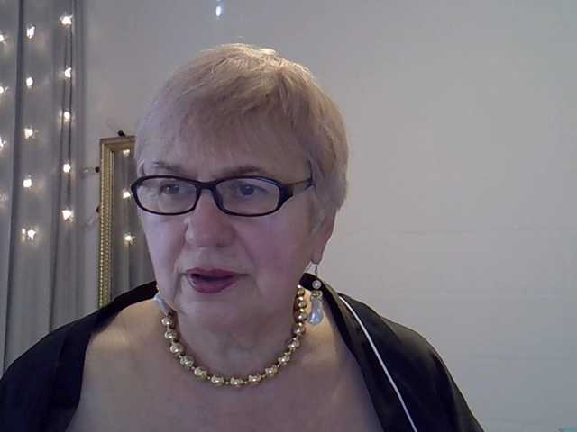 SweetCherry00's BongaCams show and profile