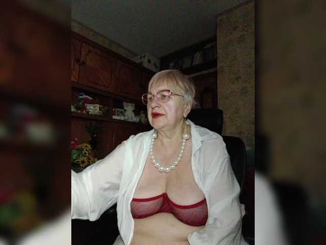 SweetCherry00's BongaCams show and profile
