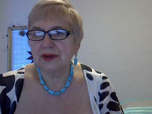 SweetCherry00's BongaCams show and profile