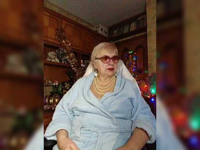 SweetCherry00's BongaCams show and profile