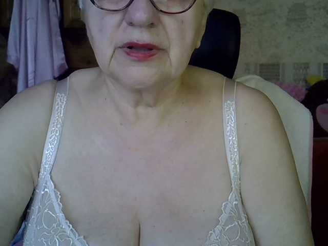 SweetCherry00's BongaCams show and profile