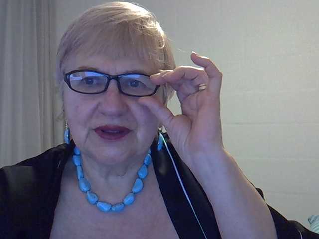 SweetCherry00 from BongaCams