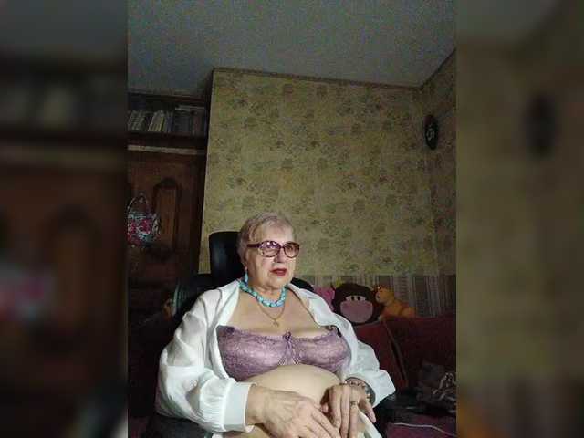 SweetCherry00's BongaCams show and profile