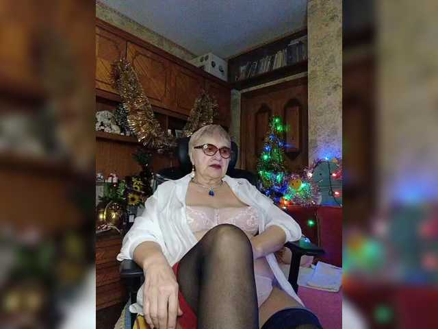 SweetCherry00's BongaCams show and profile