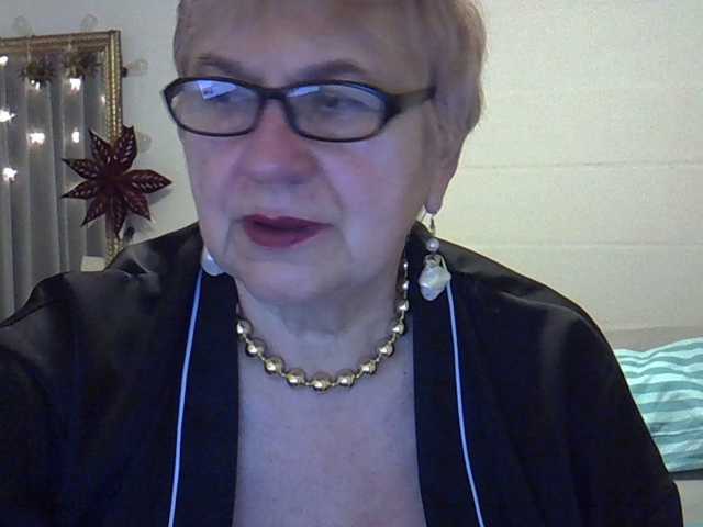 SweetCherry00's BongaCams show and profile