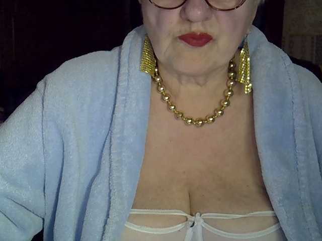 SweetCherry00's BongaCams show and profile