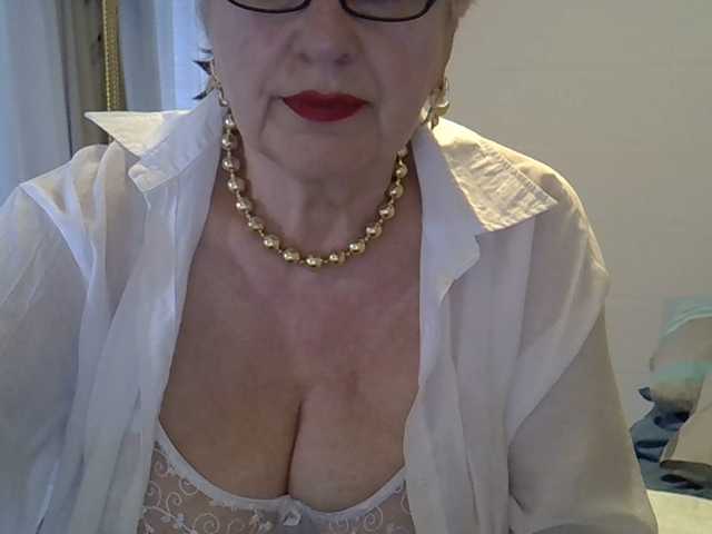 SweetCherry00 Live Cam on BongaCams