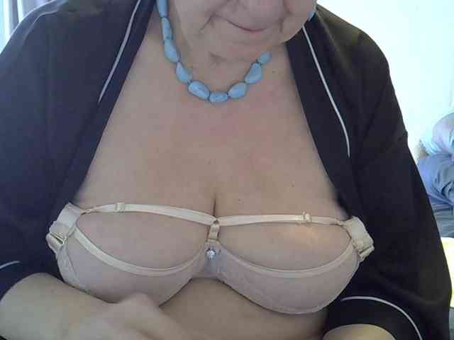 SweetCherry00 webcam