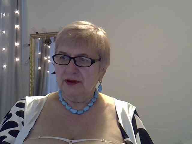 SweetCherry00 webcam