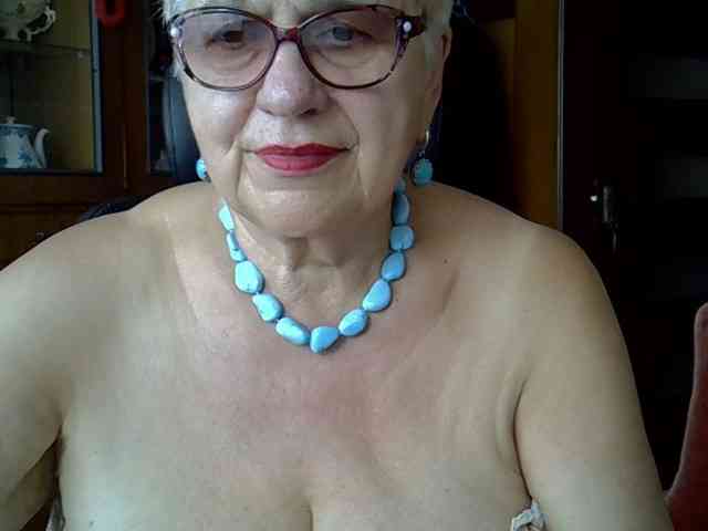 SweetCherry00 webcam