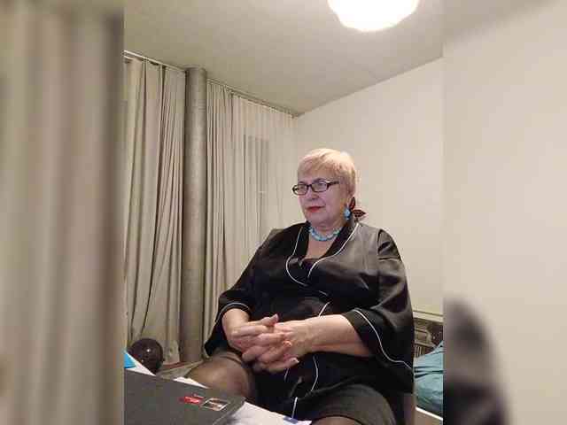 SweetCherry00 webcam