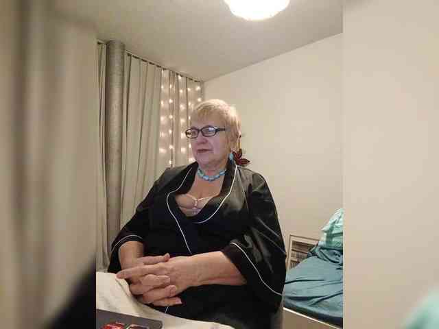 SweetCherry00 webcam