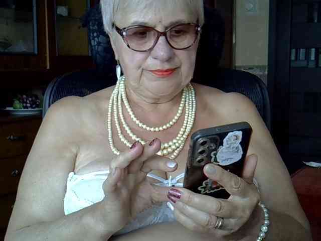 SweetCherry00 webcam